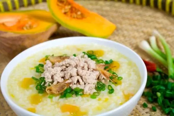 Cháo Bí Đỏ Thịt Bằm Ngon