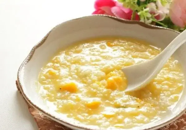 Cách nấu cháo bí đỏ với lạc