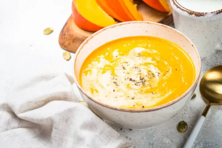 Cách Nấu Cháo Cá Hồi Bí Đỏ Cho Bé 7 Tháng