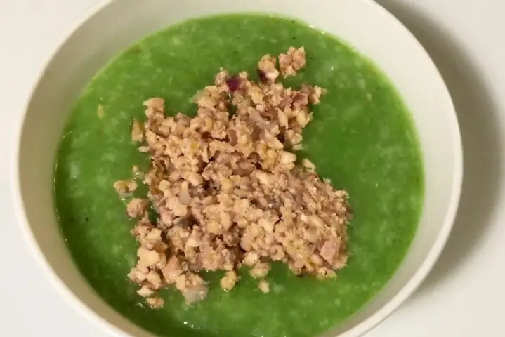 Cháo Cá Ngừ Với Rau Ngót