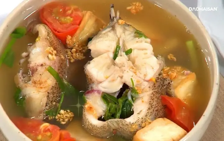 Canh cá song nấu ngót chua ngọt Canh cá song nấu ngót chua ngọt