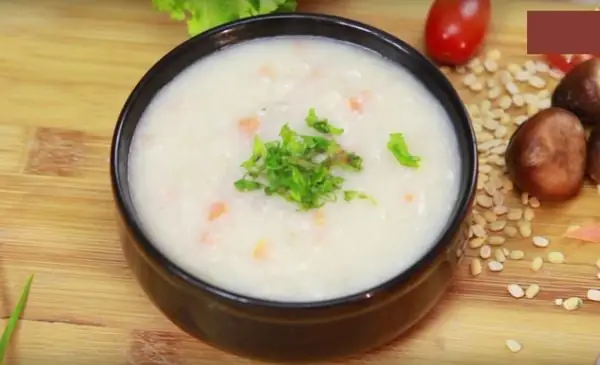 Bước 3: Nấu cháo cá tầm cho bé Bước 3: Nấu cháo cá tầm cho bé