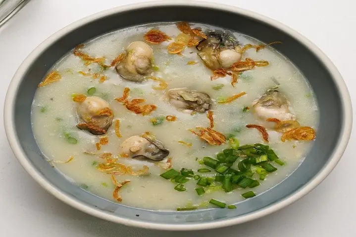 Cháo Hàu Nấu Hạt Sen