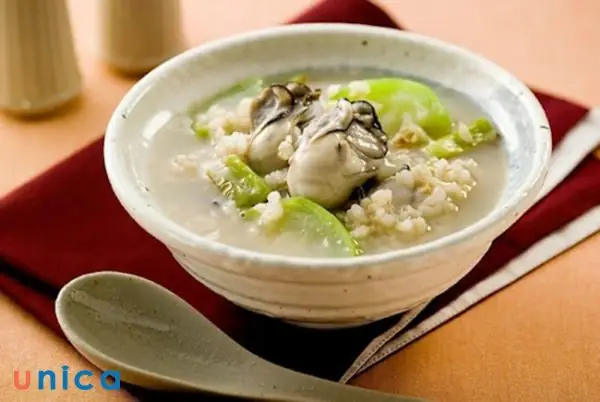 Cách nấu cháo cho trẻ 1 tuổi từ hàu Cách nấu cháo cho trẻ 1 tuổi từ hàu