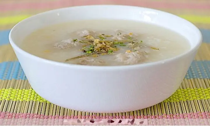 Cháo yến mạch với sữa Cháo yến mạch với sữa