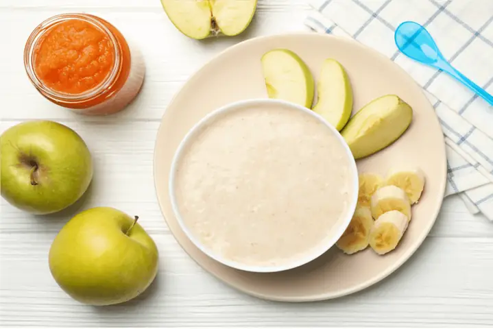 Chuối Dằm Với Táo Cho Bé