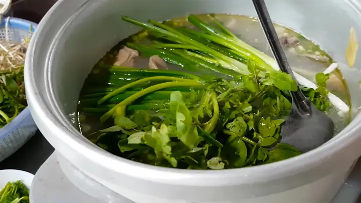 Gà Nấu Cháo Cối