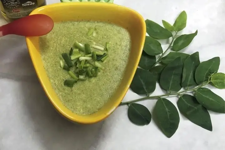 Cháo cua đồng với rau ngót