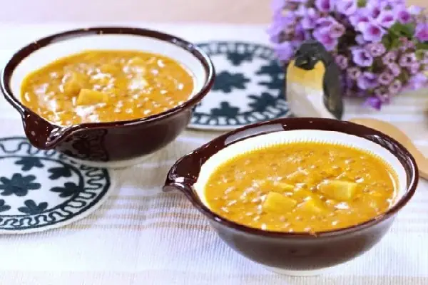 Thực hiện nấu cháo thịt bò bí đỏ Thực hiện nấu cháo thịt bò bí đỏ