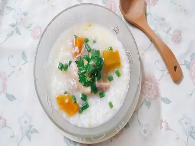 3.3. Cháo Gà Bí Đỏ Ngọt Thanh, Béo Ngậy 3.3. Cháo Gà Bí Đỏ Ngọt Thanh, Béo Ngậy