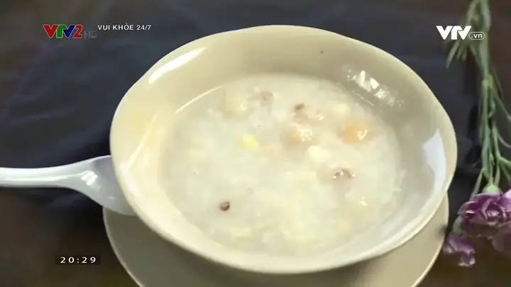 Cách nấu cháo hạt sen, long nhãn chữa mất ngủ, tăng đề kháng - Ảnh 2. Cách nấu cháo hạt sen, long nhãn chữa mất ngủ, tăng đề kháng - Ảnh 2.