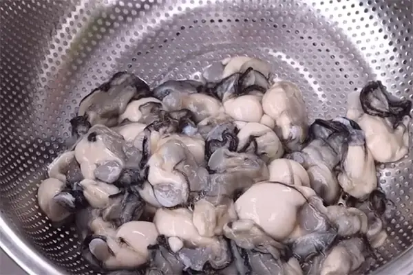 Sơ Chế Thịt Hàu Sữa Sơ Chế Thịt Hàu Sữa