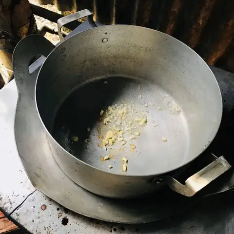 Nấu cháo lưỡi heo Nấu cháo lưỡi heo