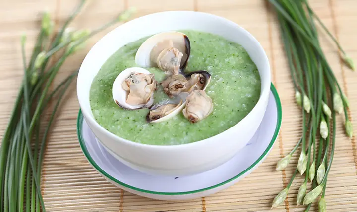 2nấu Cháo Nghêu Rau Mồng Tơi Cho Bé