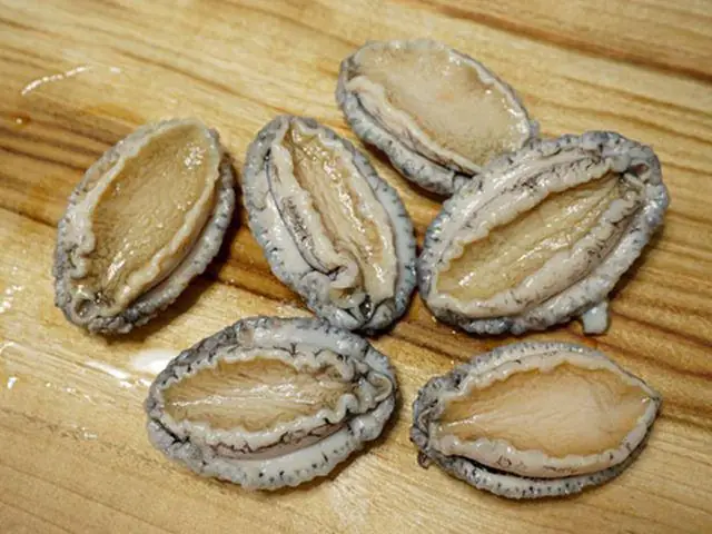 CÁCH NẤU CHÁO BÀO NGƯ CHO BÉ