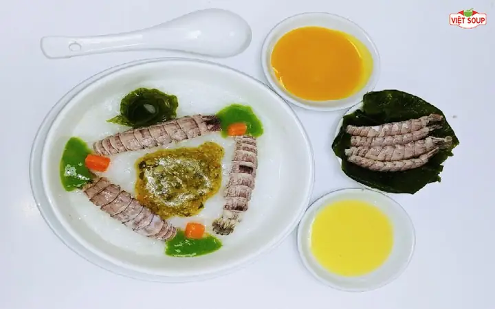 Giới thiệu món cháo chim cút hầm táo đỏ tại Việt Soup