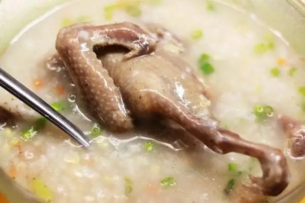 4 cách nấu cháo dinh dưỡng cua đồng cho bé ăn dặm