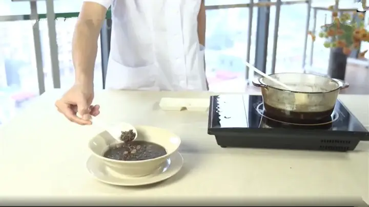 Cháo ngũ cốc là một món ăn chứa nhiều các vitamin, chất dinh dưỡng và rất tốt cho sức khỏe. Hãy vào bếp và cùng Bách hoá XANH làm ngay món cháo ngũ cốc cho cả gia đình nhé! Cháo ngũ cốc là một món ăn chứa nhiều các vitamin, chất dinh dưỡng và rất tốt cho sức khỏe. Hãy vào bếp và cùng Bách hoá XANH làm ngay món cháo ngũ cốc cho cả gia đình nhé!