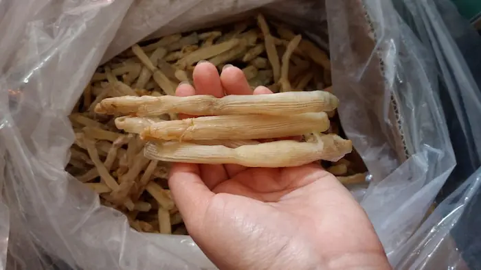 Sơ chế nguyên liệu để làm cháo