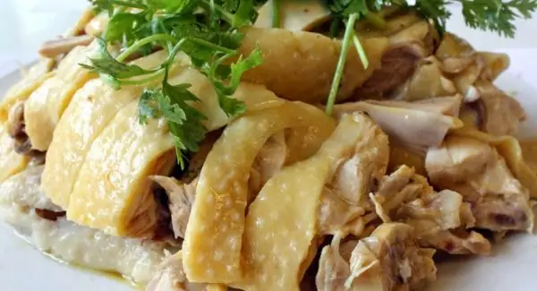 Gà Hấp Bia Làm Sao Đơn Giản Nhất Vẫn Hấp Dẫn, Ngon Miệng?