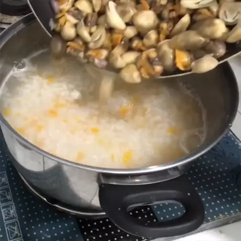 Nấu Cháo Sò Lông
