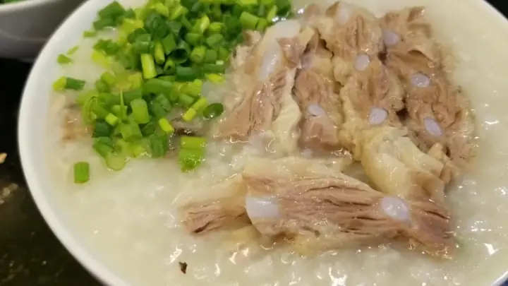 Để Có Một Bữa Ăn Đầy Năng Lượng Cho Ngày Mới, Hãy Học Ngay Cách Nấu Cháo Sườn Sụn Thơm Ngon, Sánh Mịn Cho Bữa Sáng Đủ Chất Nhé!