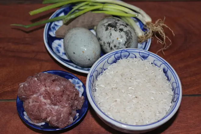 3 cÃ¡ch náº¥u chÃ¡o trá»©ng báº¯c tháº£o thá»t báº±m, sÆ°á»n, tÃ´m ngon chuáº©n vá»