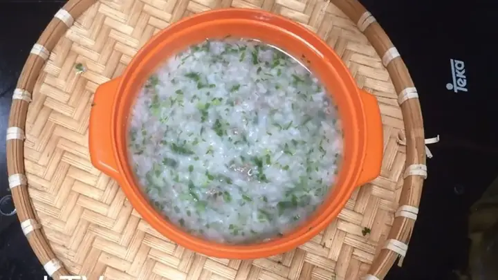 5Cháo thịt bò rau dền