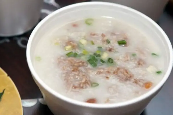 4.2 Cháo thịt bò với cà rốt, hành tây