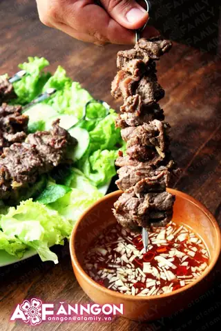 Bữa tối cuối tuần hấp dẫn với bò xiên nướng siêu tốc Bữa tối cuối tuần hấp dẫn với bò xiên nướng siêu tốc