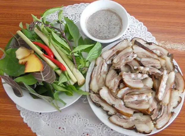 Gd&tđ - Thịt Chó Là Thực Phẩm Giàu Đạm, Canxi Nên Nhiều Bà Mẹ Có Suy Nghĩ Bổ Sung Dinh Dưỡng Cho Con Thông Qua Loại Thực Phẩm Này. Nhưng Thực Chất Thực Phẩm Này Có Tốt Cho Trẻ?