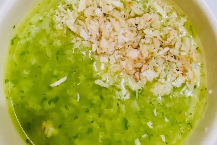 Cháo Rau Mồng Tơi Nấu Với Cua Biển