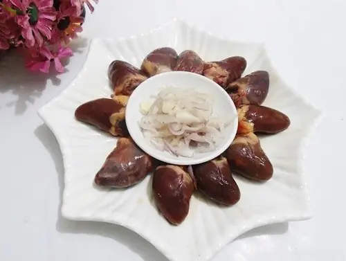 Món Cháo Tim Gà Nóng Hổi, Thơm Ngon Và Rất Bổ Dưỡng, Thỉnh Thoảng Chị Em Hãy Nấu Cho Cả Nhà Thưởng Thức Nhé! Món Cháo Tim Gà Nóng Hổi, Thơm Ngon Và Rất Bổ Dưỡng, Thỉnh Thoảng Chị Em Hãy Nấu Cho Cả Nhà Thưởng Thức Nhé!