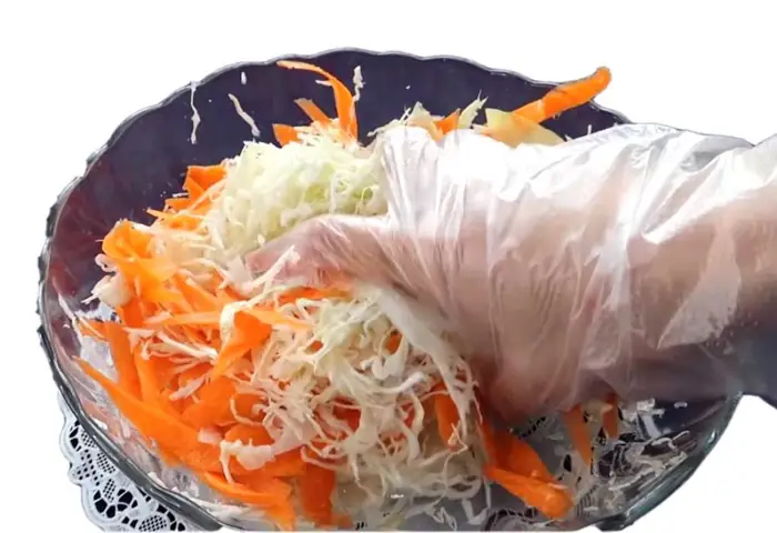 – Bước 3: Sơ Chế Các Nguyên Liệu Khác