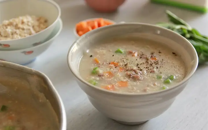 2cách Nấu Cháo Yến Mạch Thịt Bò Cần Tây Cho Bé Ăn Dặm