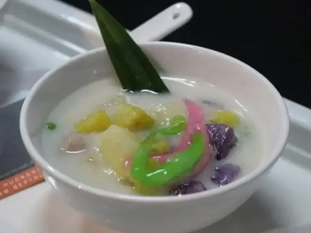 Thưởng Thức Và Bảo Quản Béo Ngậy, Thơm Bùi, Ăn Là Ghiềnmột Bát Chè Bà Ba Hoàn Hảo Là Sự Kết Hợp Của Nhiều Vị: Vị Bùi Của Khoai, Vị Béo Của Cốt Dừa, Vị Mềm Của Đậu Xanh Và Hương Thơm Của Lá Dứa. Thưởng Thức Và Bảo Quản Béo Ngậy, Thơm Bùi, Ăn Là Ghiềnmột Bát Chè Bà Ba Hoàn Hảo Là Sự Kết Hợp Của Nhiều Vị: Vị Bùi Của Khoai, Vị Béo Của Cốt Dừa, Vị Mềm Của Đậu Xanh Và Hương Thơm Của Lá Dứa.