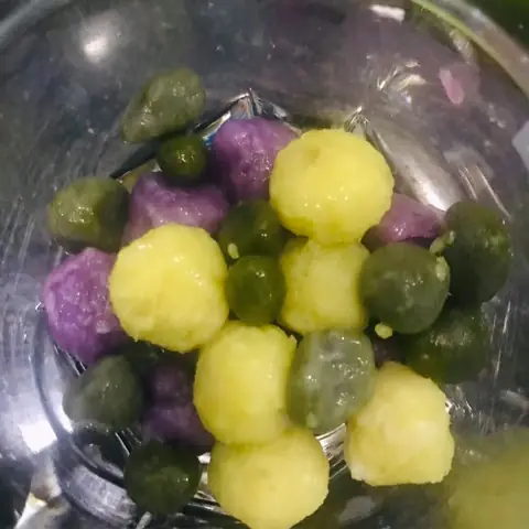 2 cách nấu chè khoai dẻo nước cốt dừa béo thơm ngon khó cưỡng 2 cách nấu chè khoai dẻo nước cốt dừa béo thơm ngon khó cưỡng