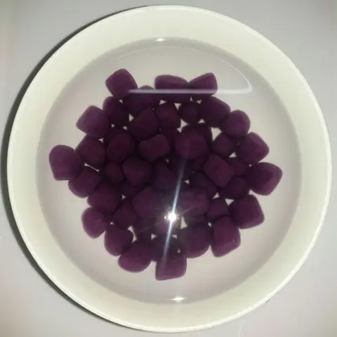 2 cách nấu chè khoai dẻo nước cốt dừa béo thơm ngon khó cưỡng 2 cách nấu chè khoai dẻo nước cốt dừa béo thơm ngon khó cưỡng