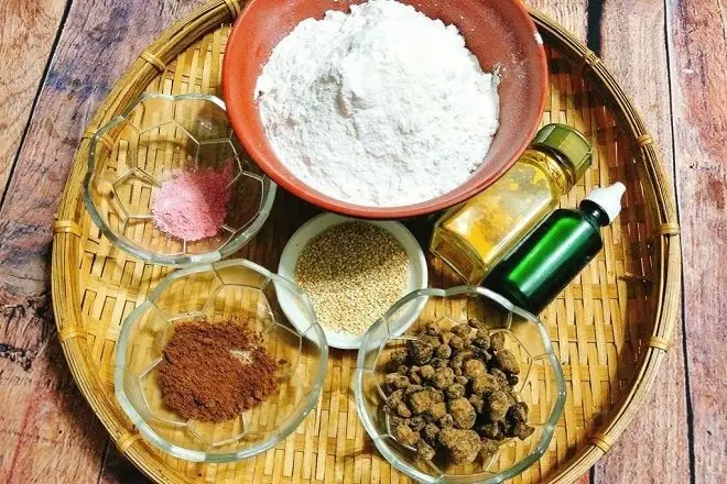 Cách nấu chè trôi nước không bị cứng từ bột mì, khoai lang, đậu đỏ Cách nấu chè trôi nước không bị cứng từ bột mì, khoai lang, đậu đỏ