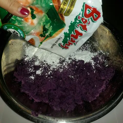 2 cách nấu chè khoai dẻo nước cốt dừa béo thơm ngon khó cưỡng 2 cách nấu chè khoai dẻo nước cốt dừa béo thơm ngon khó cưỡng