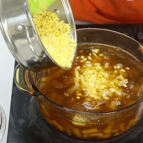 Bước 5: Nấu Chè Bưởi