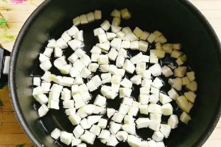 Làm phần bưởi Làm phần bưởi