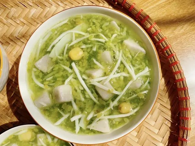 Gđxh - Chè Cốm Là Món Chè Nổi Tiếng Của Người Hà Nội. Với Màu Xanh Mát, Hương Vị Dịu Ngọt Tự Nhiên Hòa Quyện Với Những Viên Khoai Dẻo Dẻo, Món Ăn Này Đã Khiến Biết Bao Con Tim "mê Mẩn" Và Săn Lùng Công Thức Cách Nấu Chè Cốm Dừa Khoai Môn.