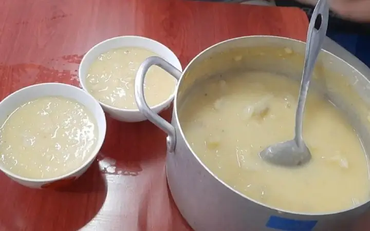 2Chè củ mài đậu xanh