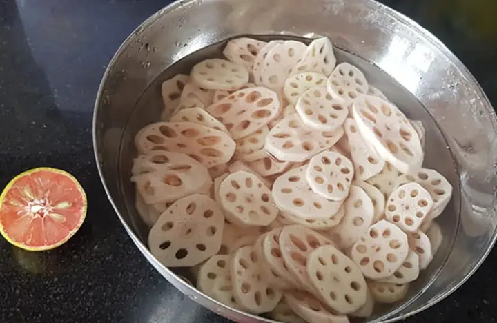 Hướng Dẫn Nấu Chè Củ Sen Truyền Thống