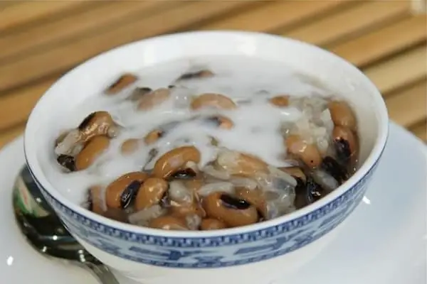 Cách Nấu Chè Cúng Đầy Tháng Bé Trai Bé Gái: Chè Trôi Nước