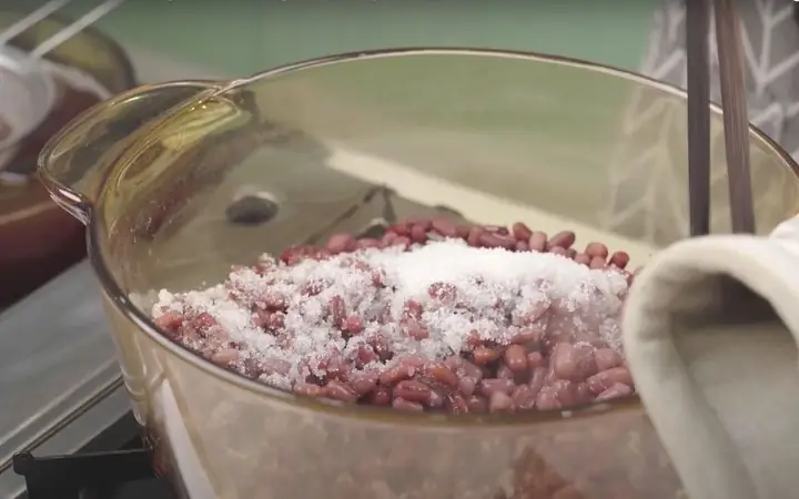 Cách Làm Chè Đậu Đỏ Bột Báng Nước Cốt Dừa