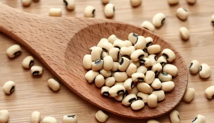 2.1. Tiết Lộ Cách Nấu Chè Đậu Hà Lan Trắng Bằng Nồi Cơm Điện