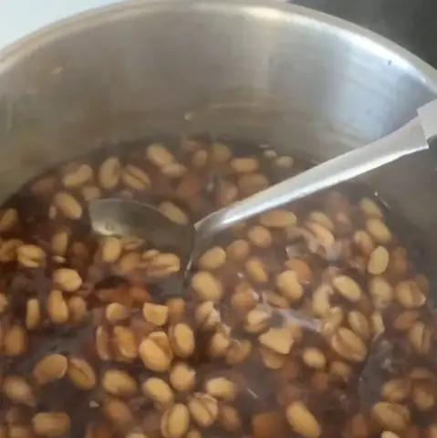 Nấu chè đậu nành Nấu chè đậu nành