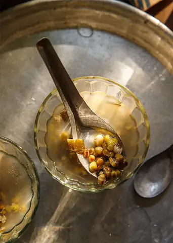 Thời Học Trò, Ly Chè Là Đầu Câu Chuyện. Bao “mối Tình” Ngây Thơ Vô Số Tội Thường Bắt Đầu Từ Những Lời Mời Mọc “đi Ăn Chè Nha?”